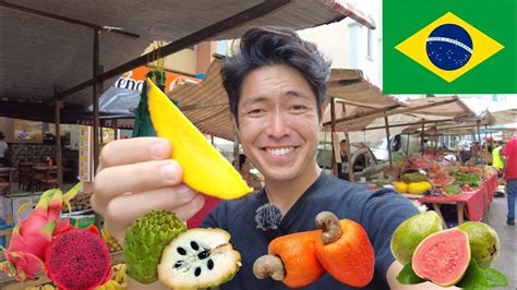 Japanese guy tries BRAZILIAN FRUITS for the first time in Rio de Janeiro